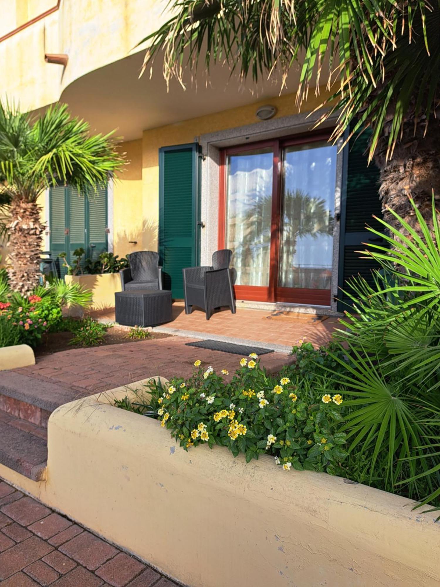 Casa vacanze Lu Bagnu Il Corallo *